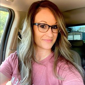 Meet your Posher, Rebecca